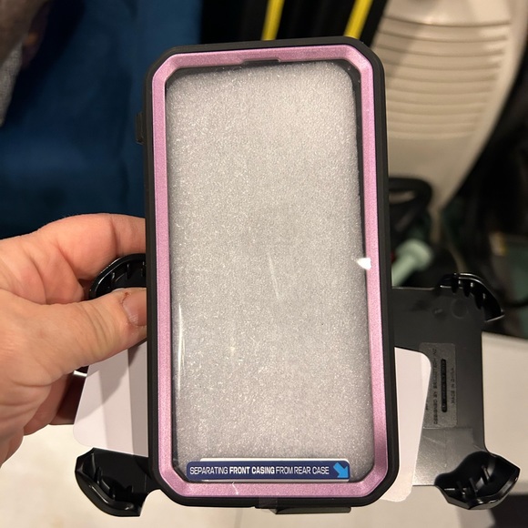 New In Box Phone case - Picture 2 of 5